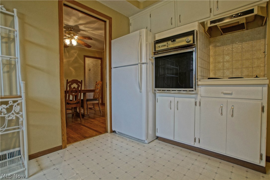 5447 Huron Road Cleveland, OH 44124 - Photo 5 of 18