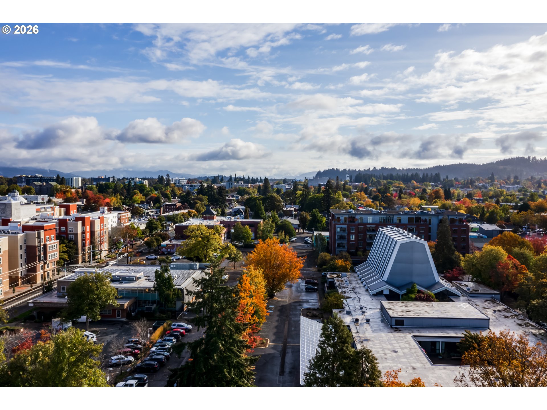 1313 Lincoln Street, Unit 401 Eugene, OR 97401 - Photo 4 of 14