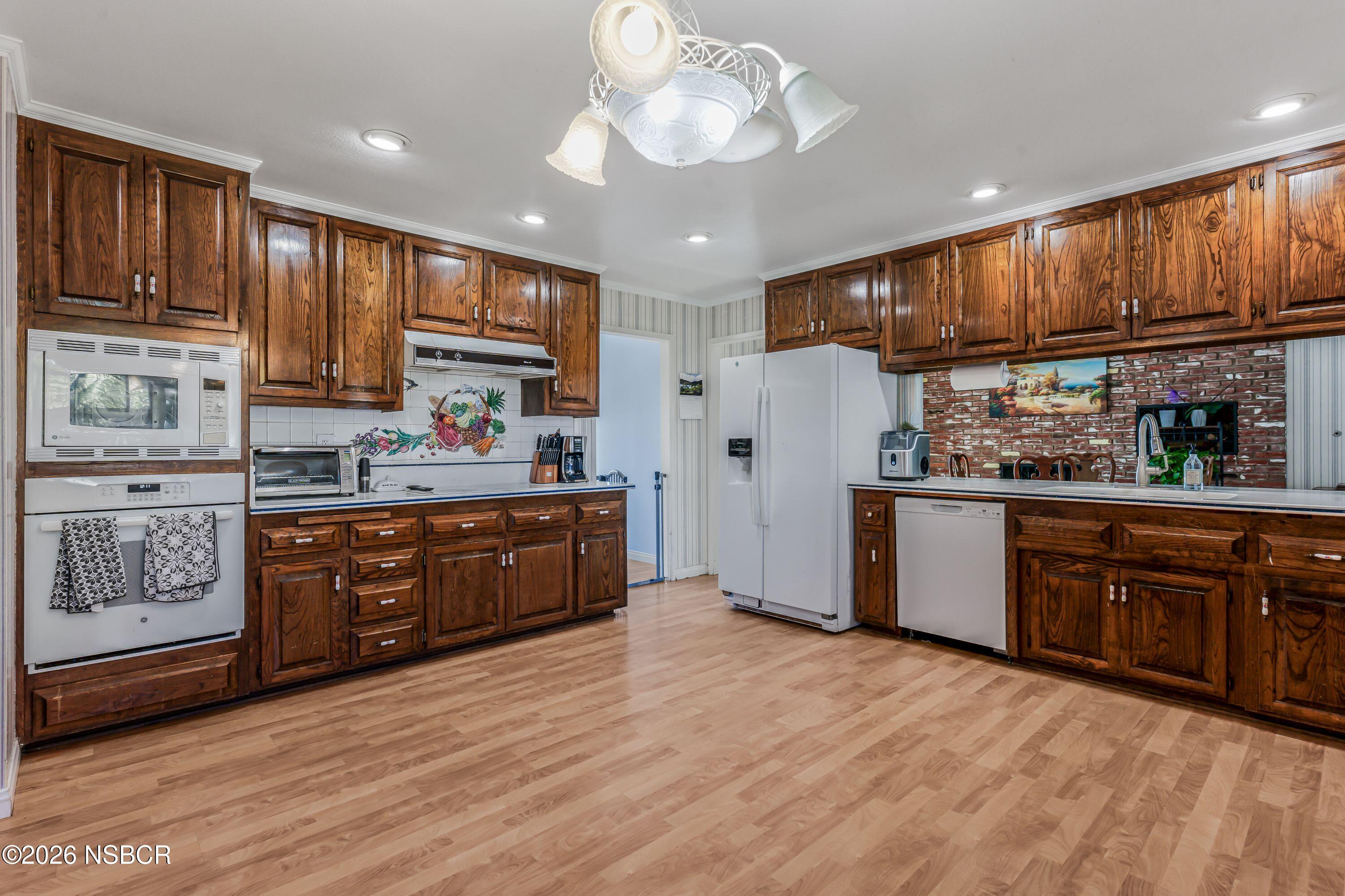 530 Dale Way Santa Maria, CA 93455 - Photo 18 of 51 NBM08548