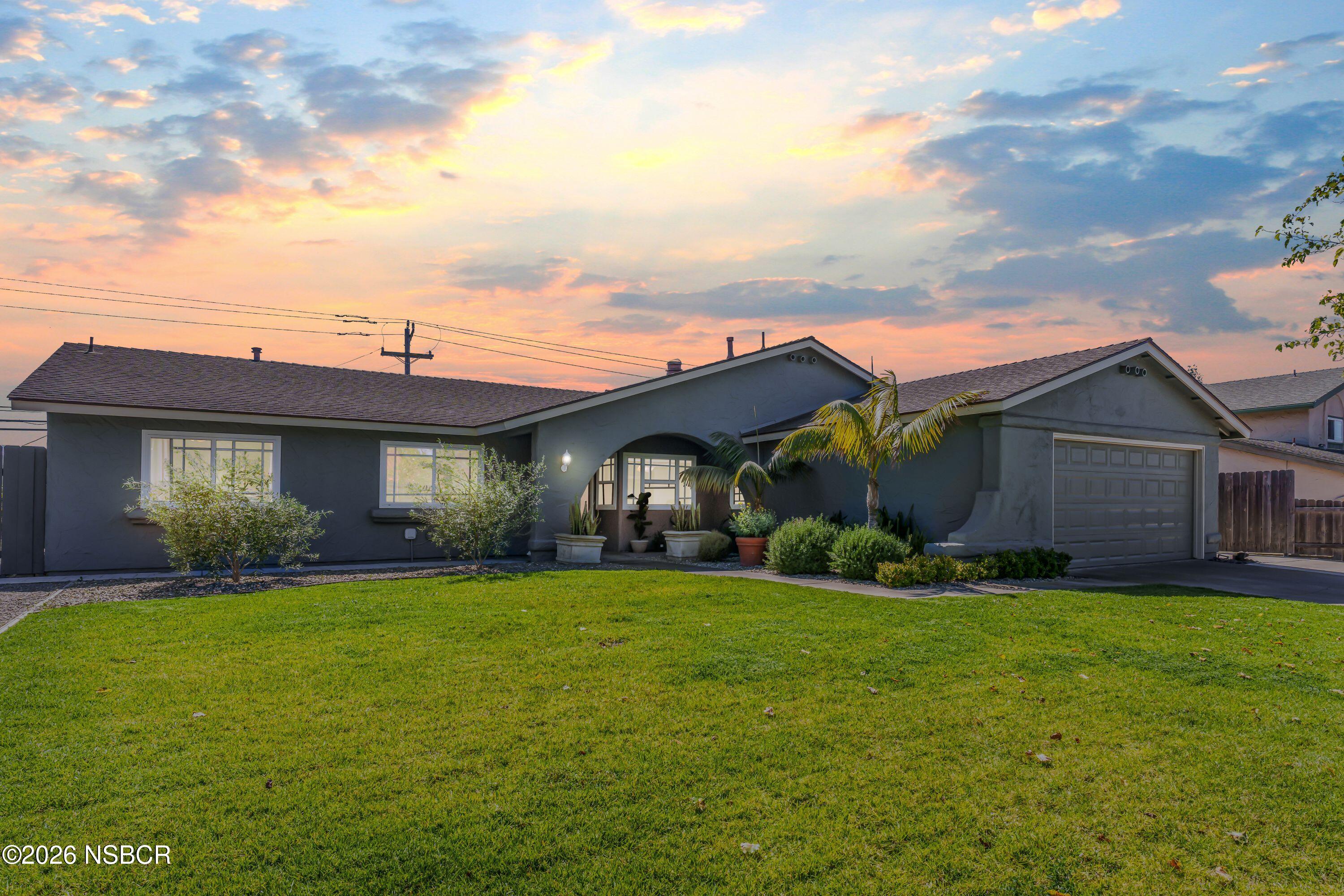 530 Dale Way Santa Maria, CA 93455 - Photo 2 of 51 19 Twilight