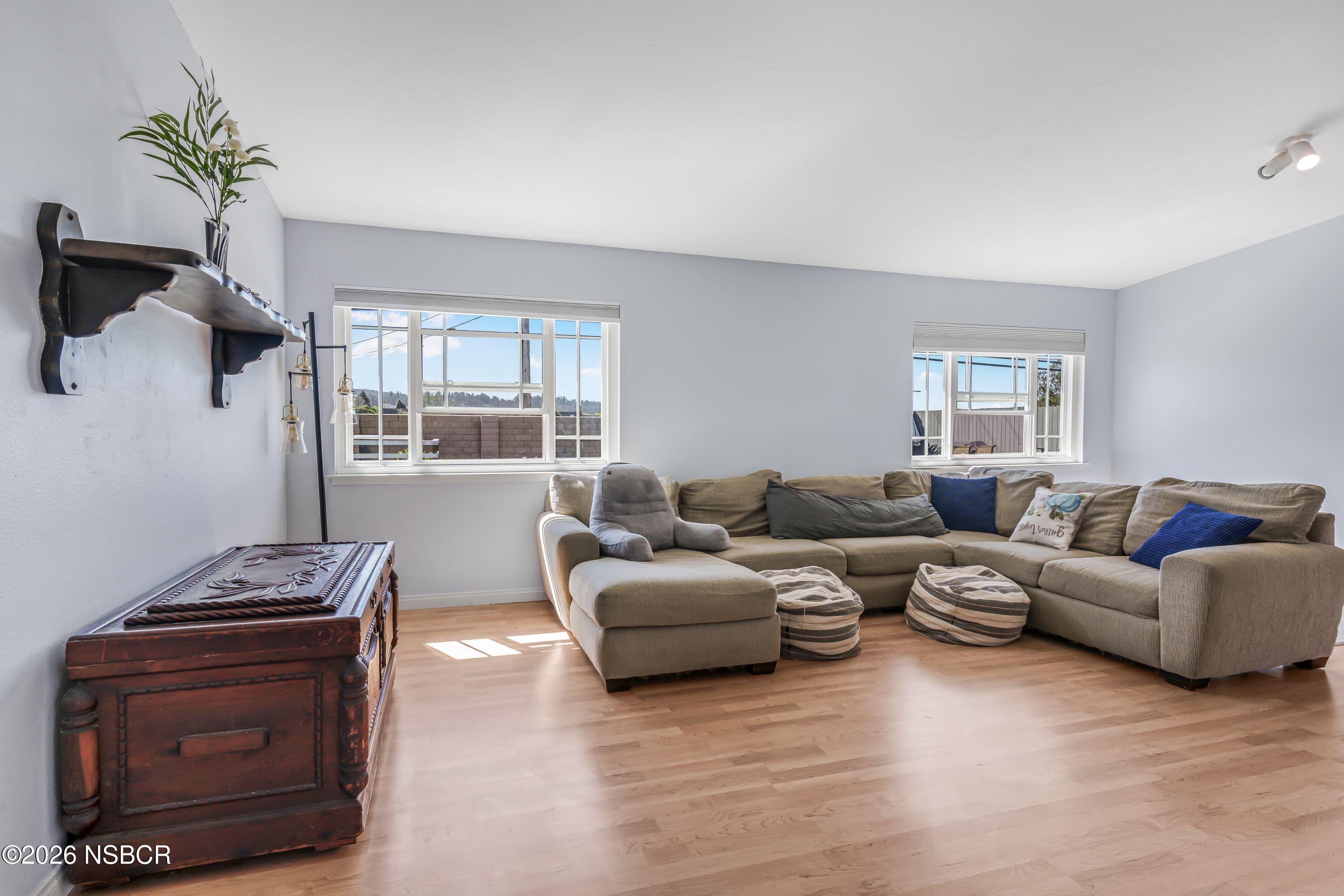 530 Dale Way Santa Maria, CA 93455 - Photo 7 of 51 NBM08500