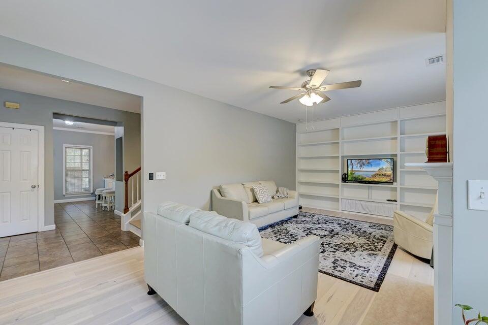 1616 Camfield Lane Mount Pleasant, SC 29466 - Photo 29 of 38 29