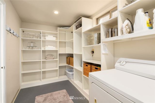 $1,424,000 | 3029 28th Avenue West, Seattle, WA 98199