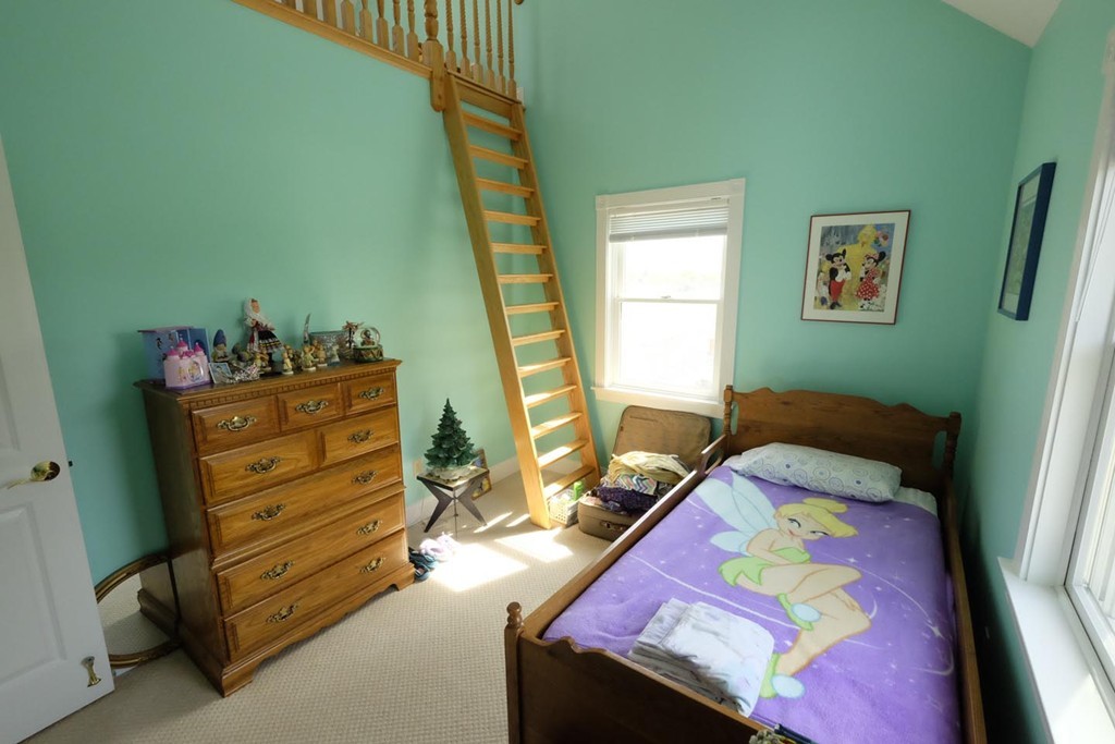 204 Nantasket Road Hull, MA 02045 - Photo 11 of 20