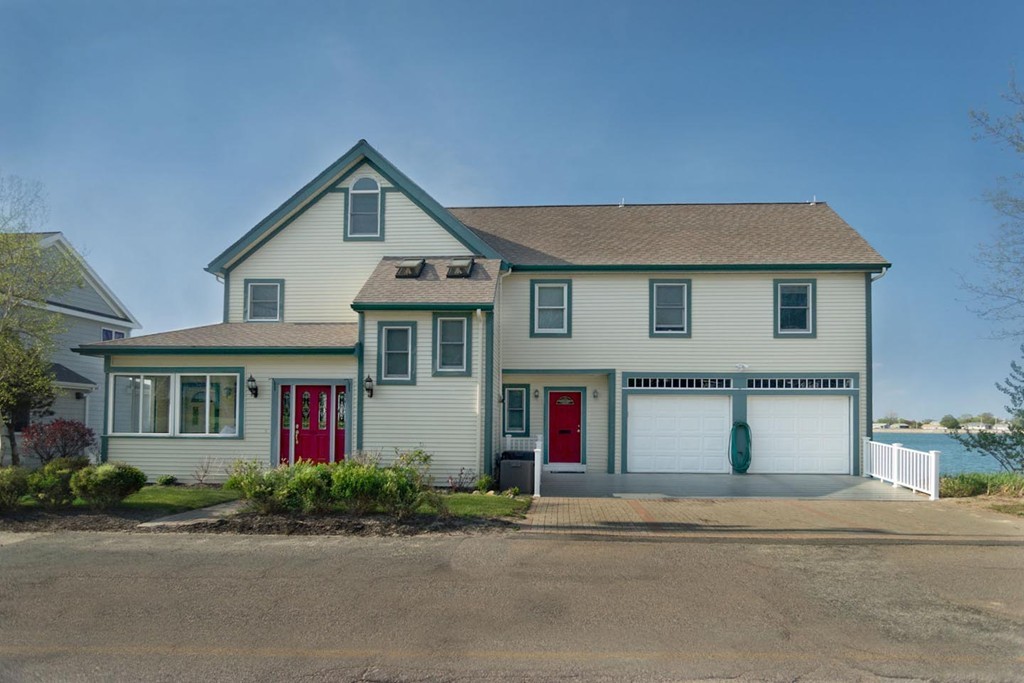204 Nantasket Road Hull, MA 02045 - Photo 2 of 20