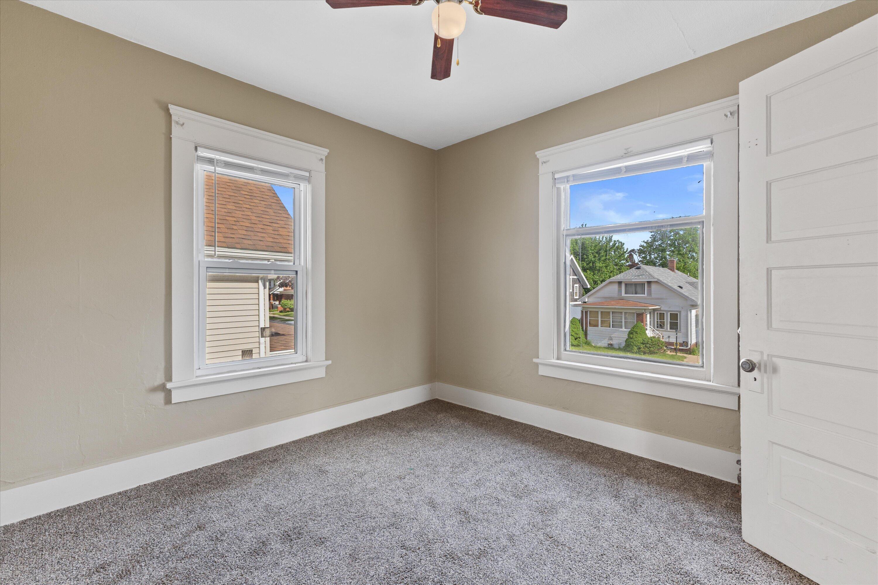 2401 Hansen Avenue Racine, WI 53405 - Photo 22 of 32 12-KCM-147