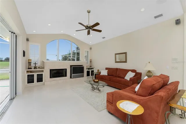 $625,000 | 12109 Southwest Kingsway Circle, Lake Suzy, FL 34269