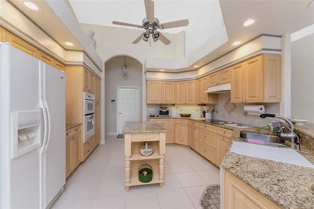 $625,000 | 12109 Southwest Kingsway Circle, Lake Suzy, FL 34269
