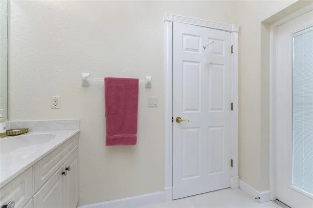 $625,000 | 12109 Southwest Kingsway Circle, Lake Suzy, FL 34269