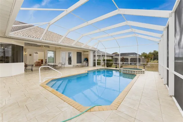 $625,000 | 12109 Southwest Kingsway Circle, Lake Suzy, FL 34269