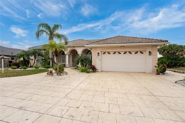 $625,000 | 12109 Southwest Kingsway Circle, Lake Suzy, FL 34269