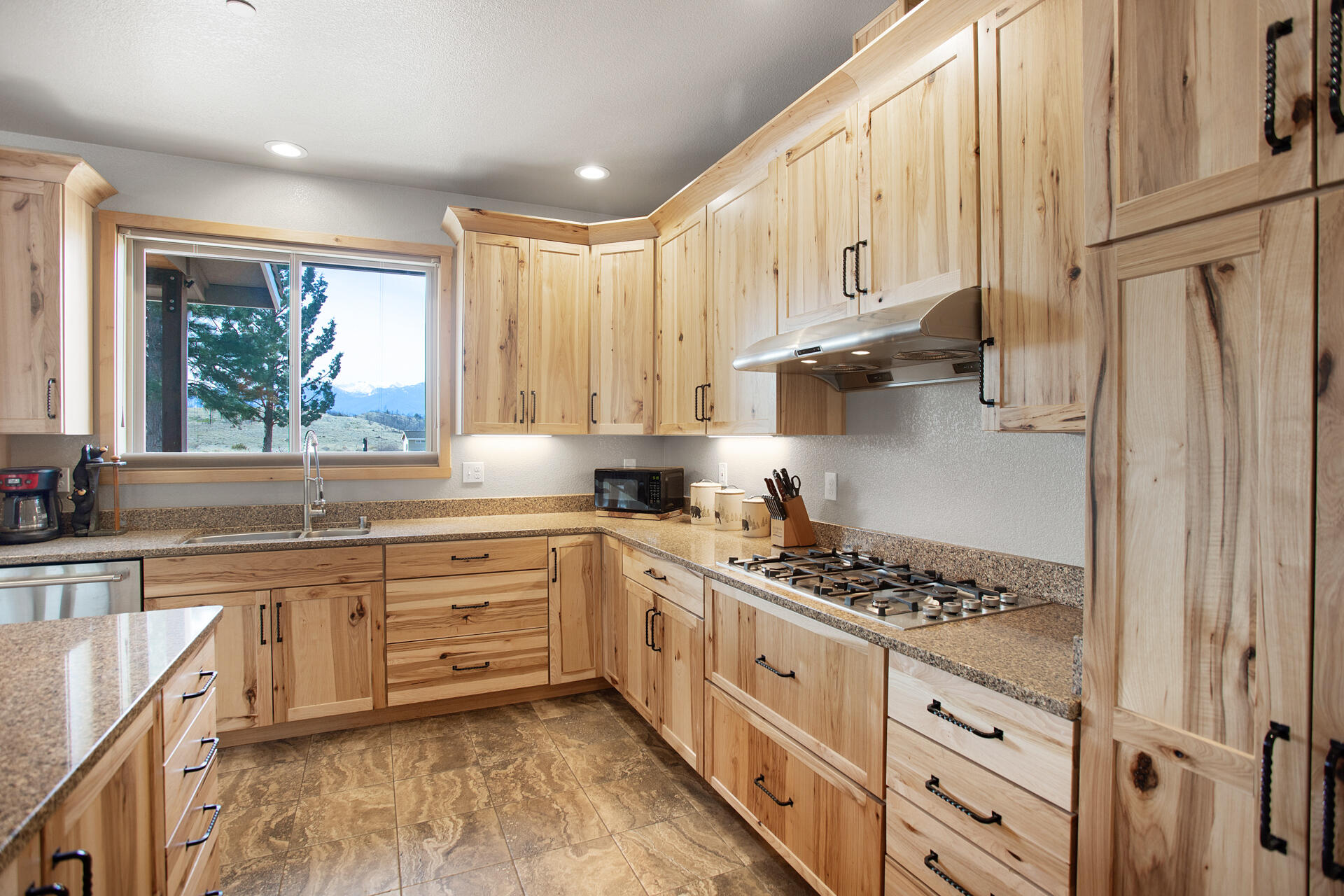 5425 Muskrat Road Weed, CA 96094 - Photo 12 of 28 IMG_1271