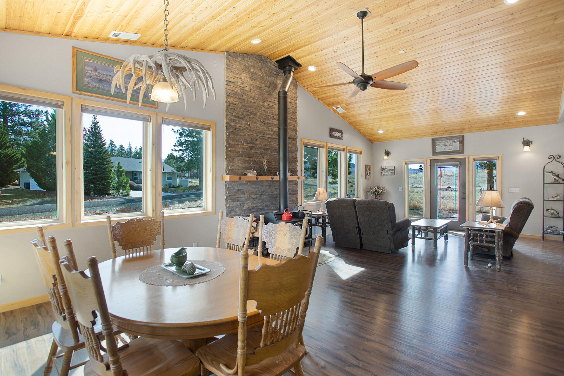 5425 Muskrat Road Weed, CA 96094 - Photo 13 of 28 IMG_1283