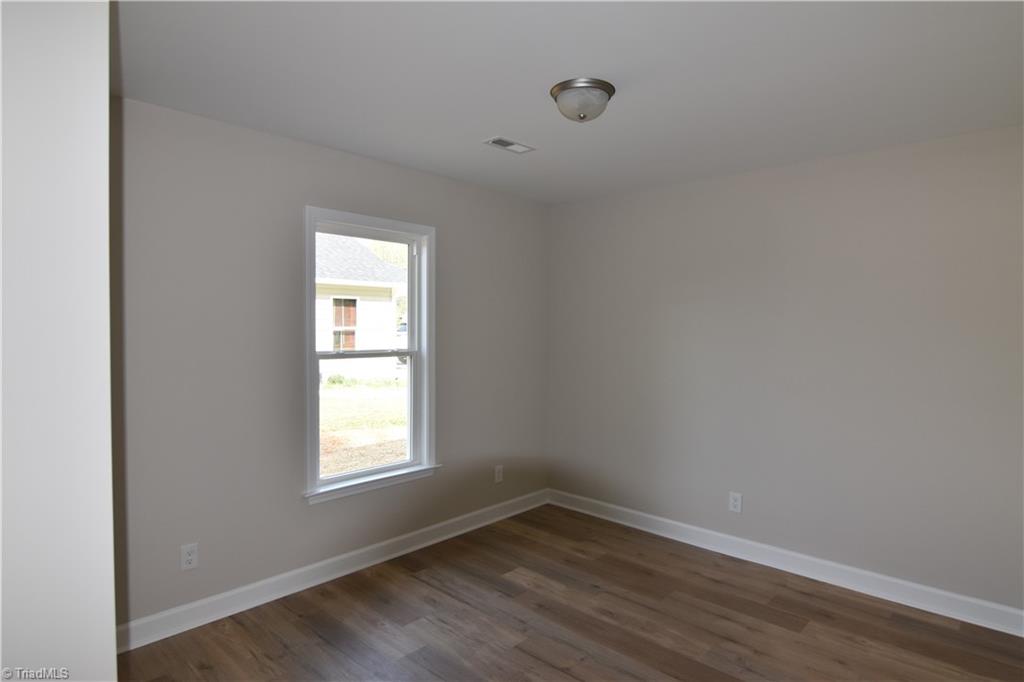 304 East 8th Street Lexington, NC 27295 - Photo 11 of 13
