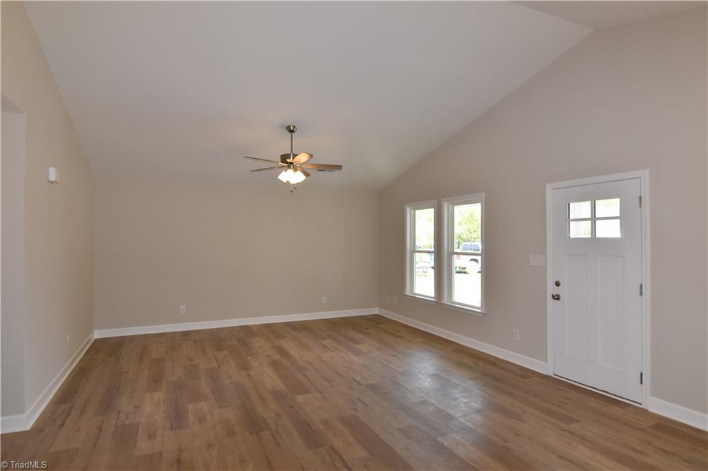 304 East 8th Street Lexington, NC 27295 - Photo 6 of 13