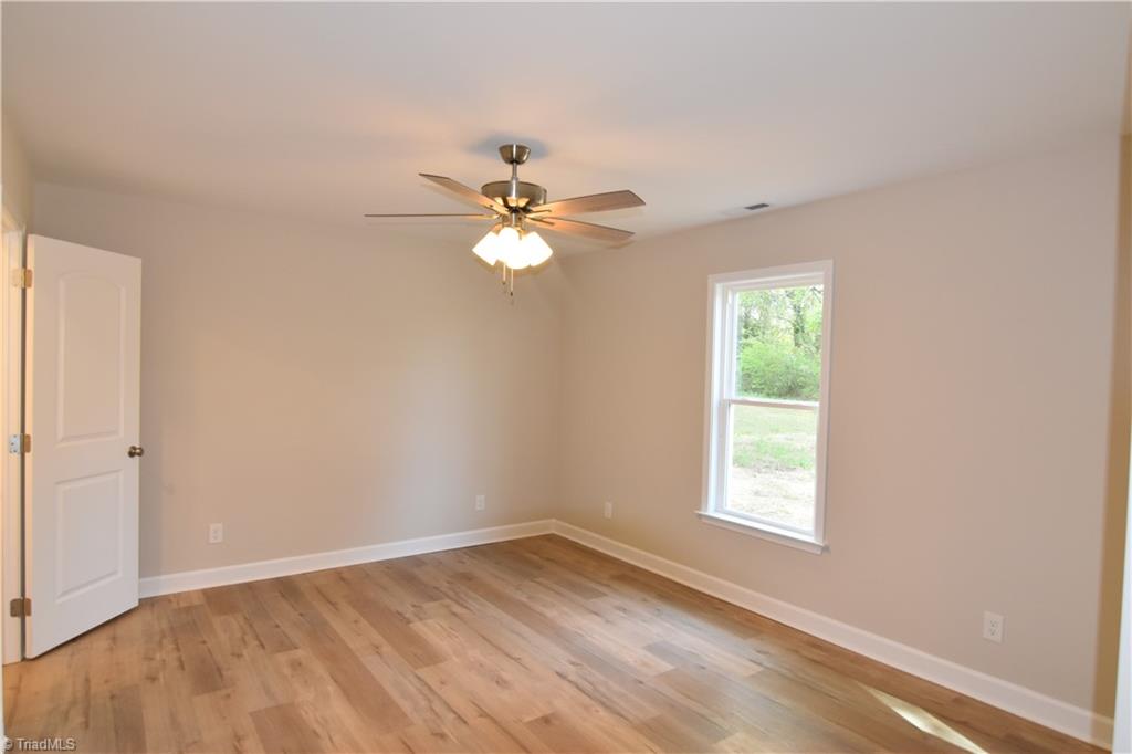 304 East 8th Street Lexington, NC 27295 - Photo 8 of 13