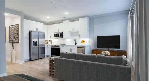 $2,725 | 230 Martin Luther King Junior Drive Southeast, Unit B3, Atlanta, GA 30312