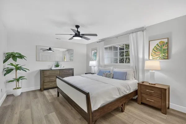 $1,899,000 | 903 Southwest 28th Avenue, Boynton Beach, FL 33435