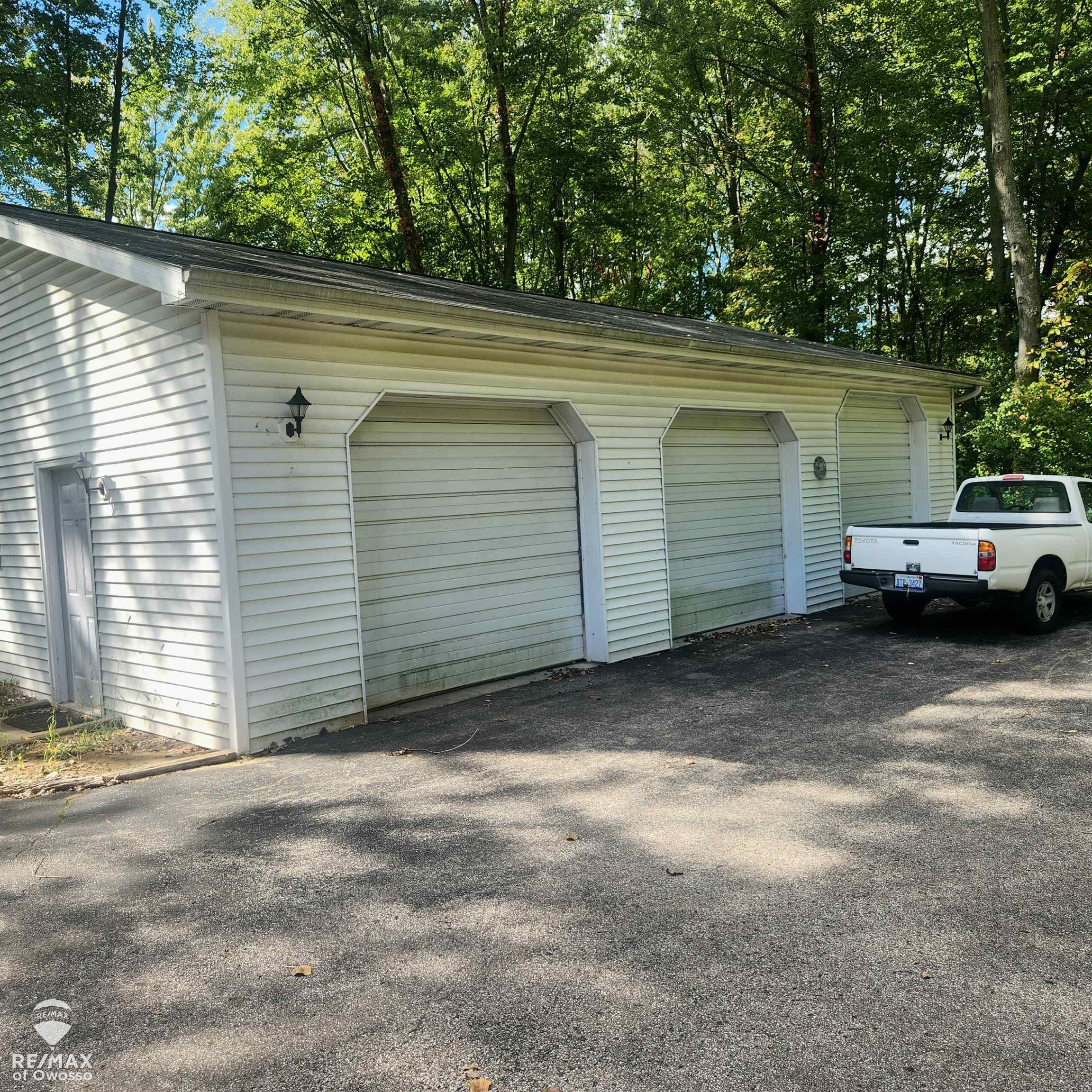 3380 Moran Road Birch Run, MI 48415 - Photo 5 of 31 50156882-8735e1f1-bf04-4073-b0a6-c37f695a05fa.JPG