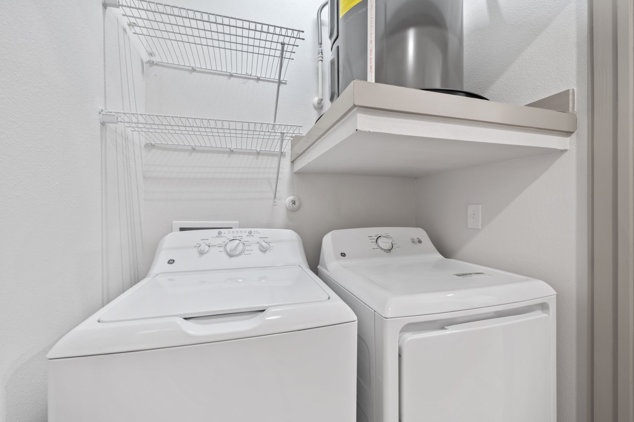 691 Union Chapel Road, Unit S1 Cedar Creek, TX 78612 - Photo 20 of 28 a utility room with dryer and washer