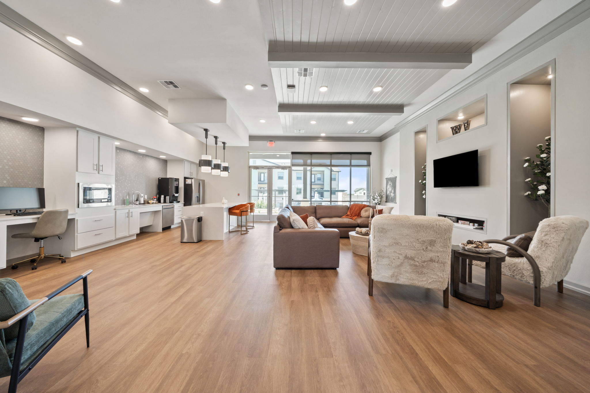 691 Union Chapel Road, Unit S1 Cedar Creek, TX 78612 - Photo 25 of 28 a living room with furniture and a flat screen tv