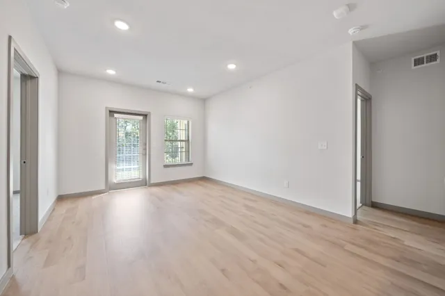 $1,399 | 691 Union Chapel Road, Unit S1, Cedar Creek, TX 78612