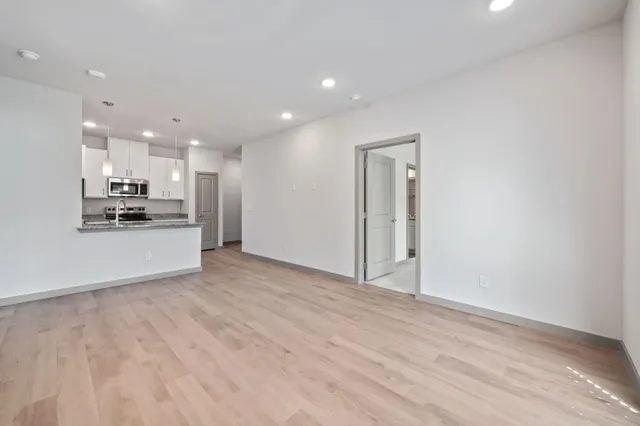 $1,399 | 691 Union Chapel Road, Unit S1, Cedar Creek, TX 78612