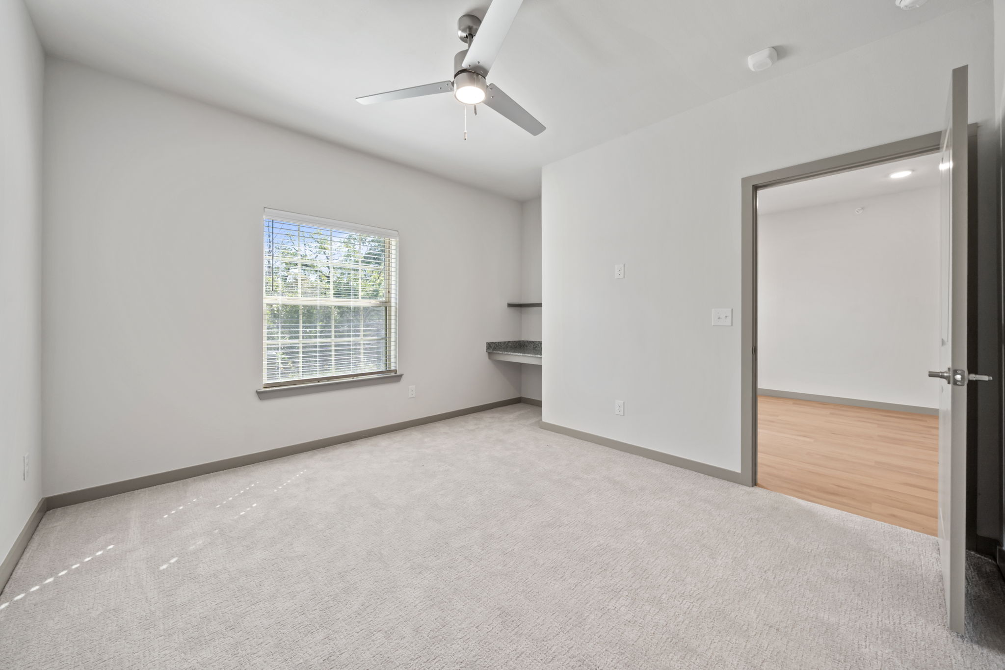 691 Union Chapel Road, Unit S1 Cedar Creek, TX 78612 - Photo 8 of 28 an empty room with windows and closet