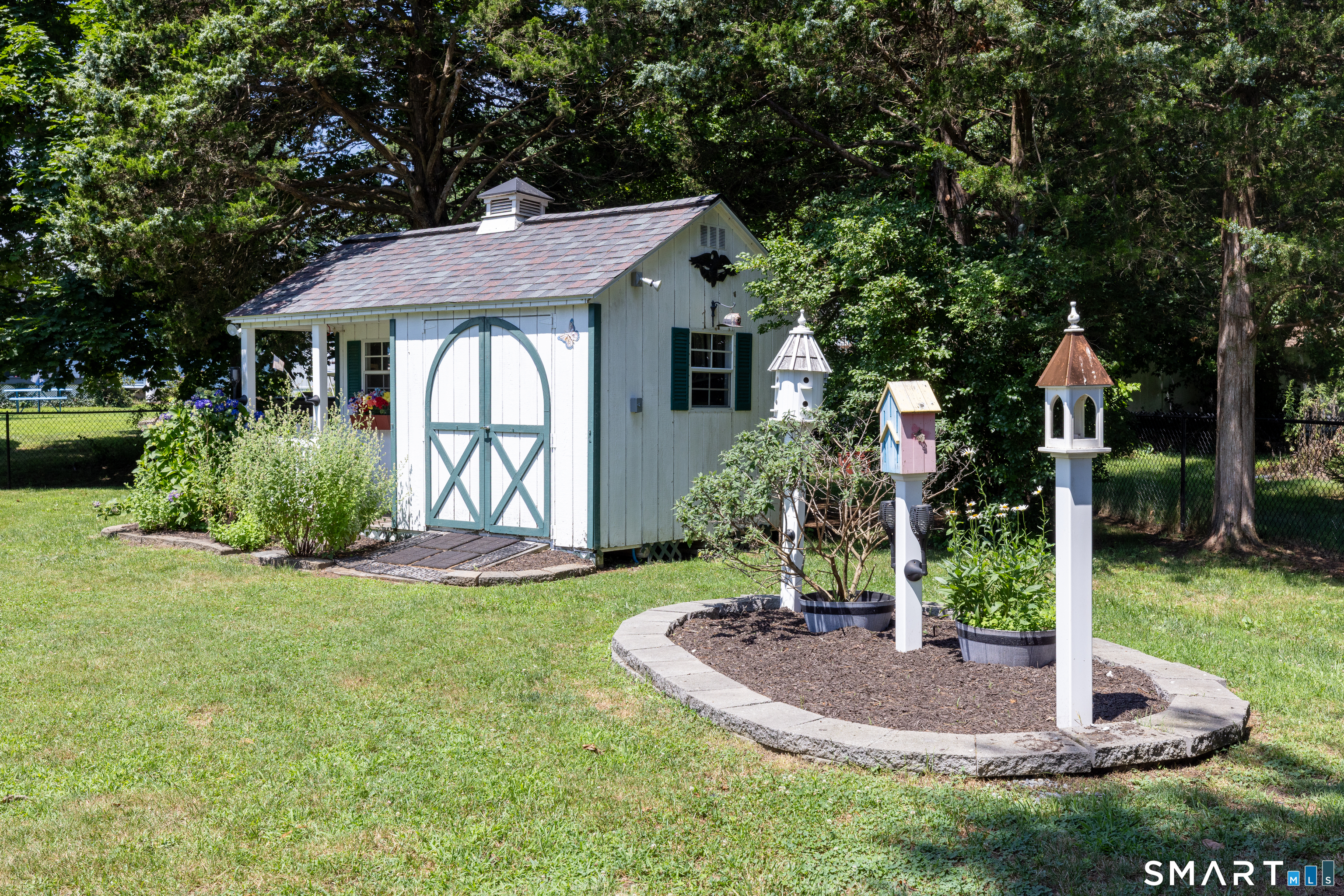9 Whitewood Road Clinton, CT 06413 - Photo 1 of 3