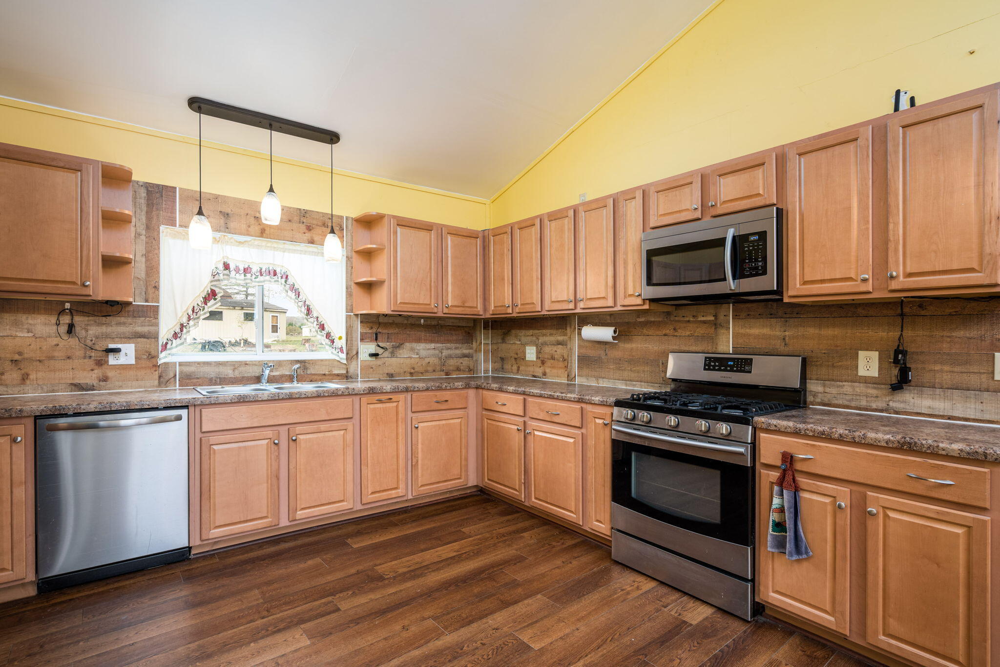 16569 Schofield Road Hersey, MI 49639 - Photo 14 of 36 Kitchen