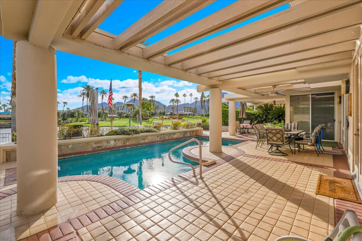 75467 Riviera Drive Indian Wells, CA 92210 - Photo 40 of 40 75467 Riviera view over pool NEW SHOT