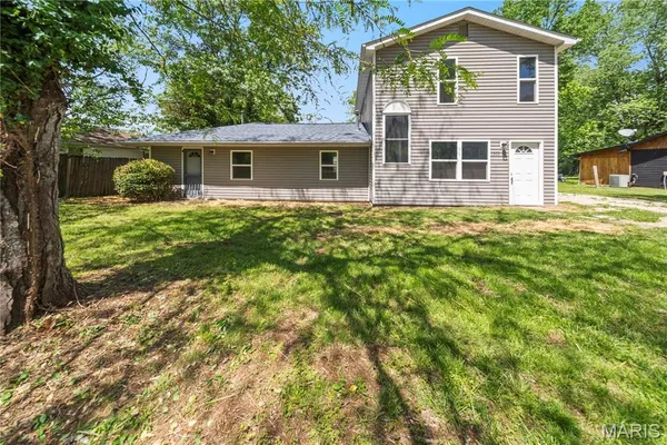 $219,900 | 1303 Grand Avenue, Cuba, MO 65453