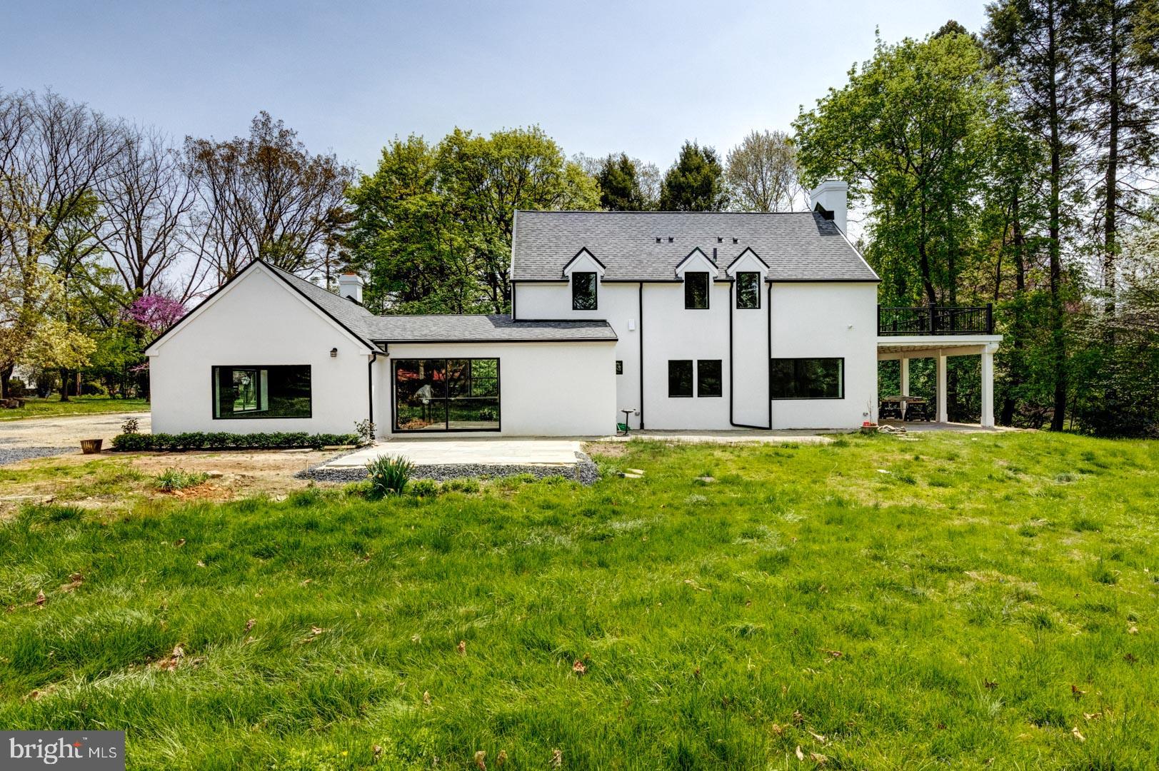 401 East Mill Road Flourtown, PA 19031 - Photo 38 of 39 very large back yard