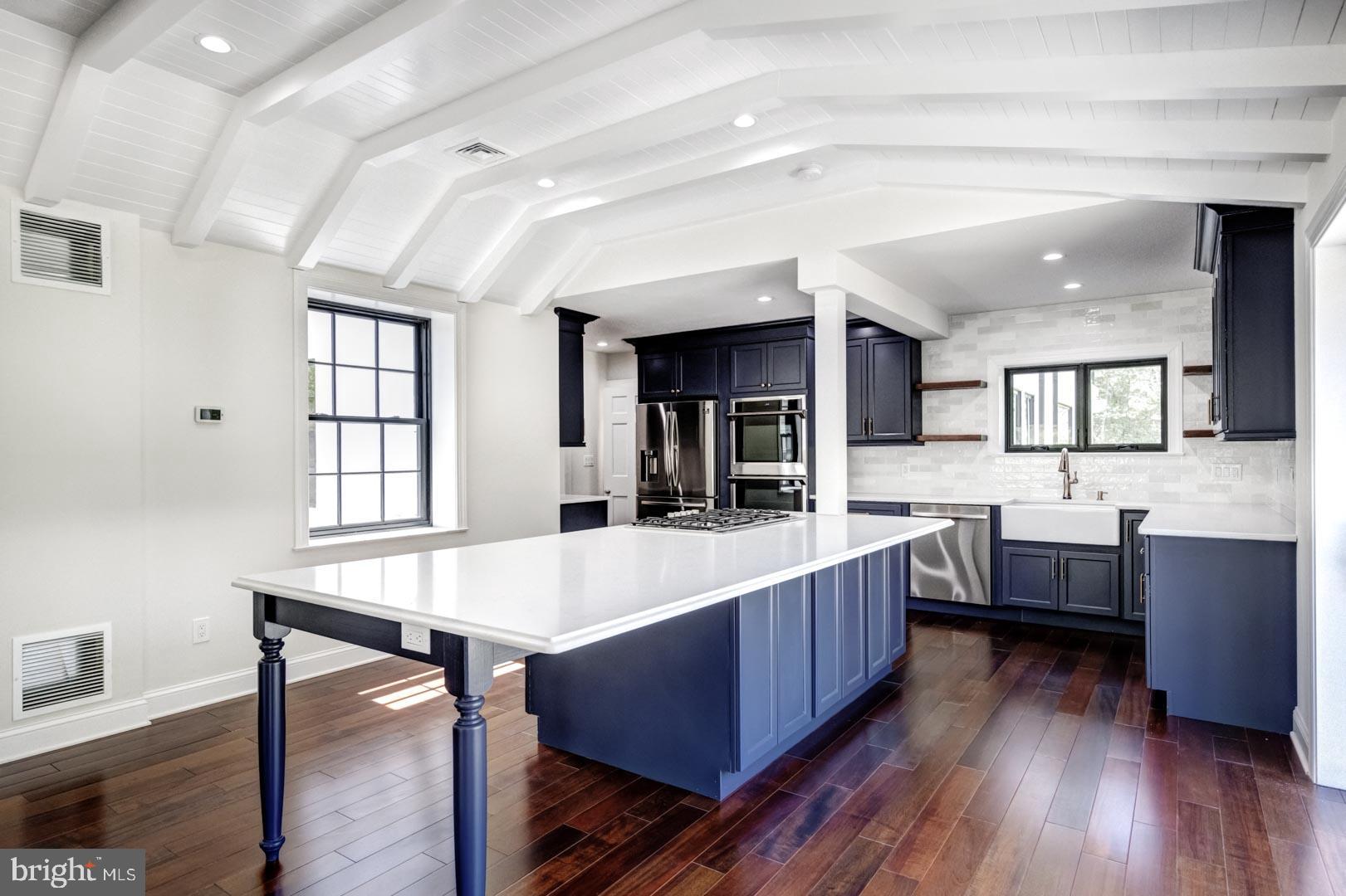 401 East Mill Road Flourtown, PA 19031 - Photo 7 of 39 island