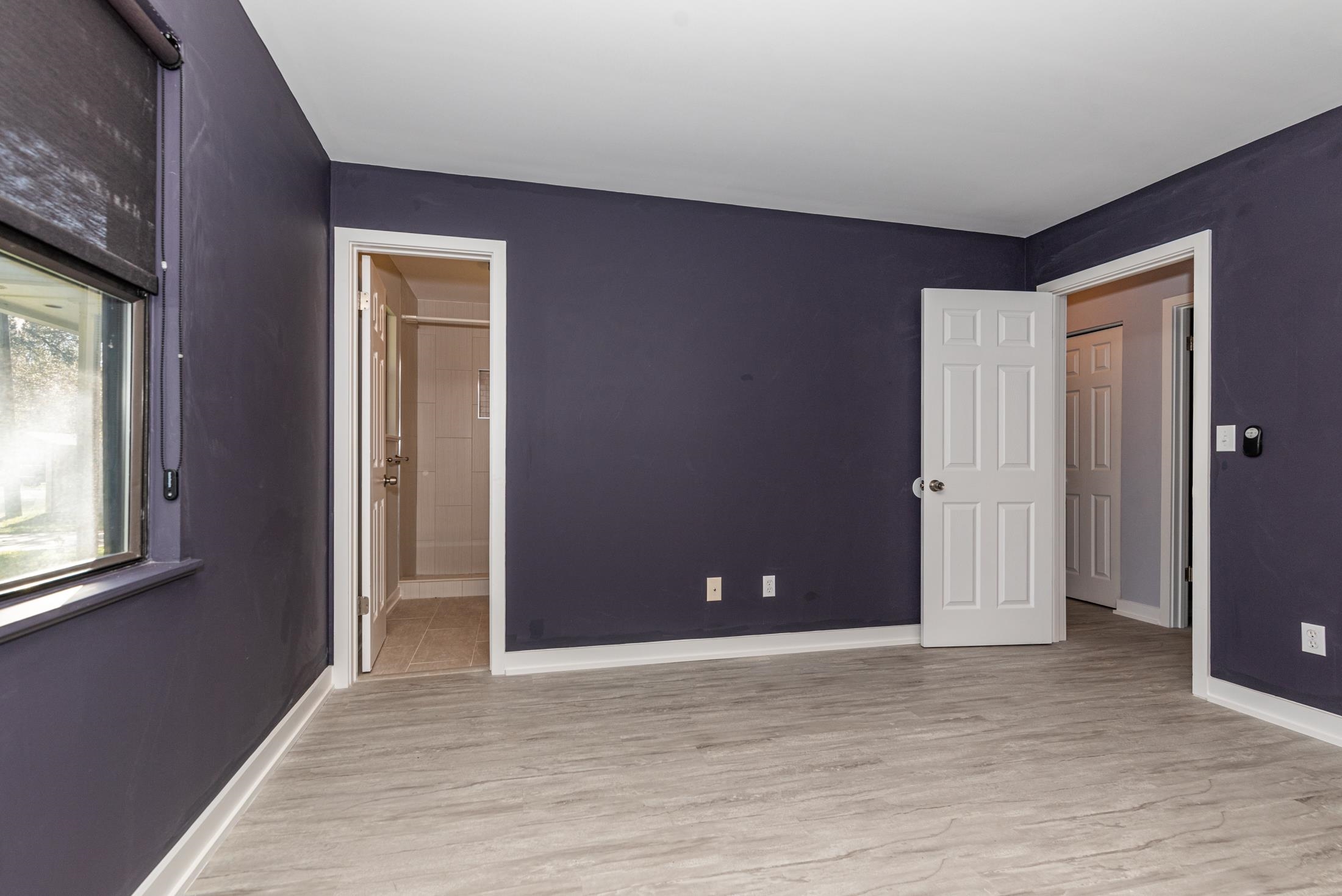 140 Orchis Road St. Augustine, FL 32086 - Photo 17 of 41 an empty room with windows and closet