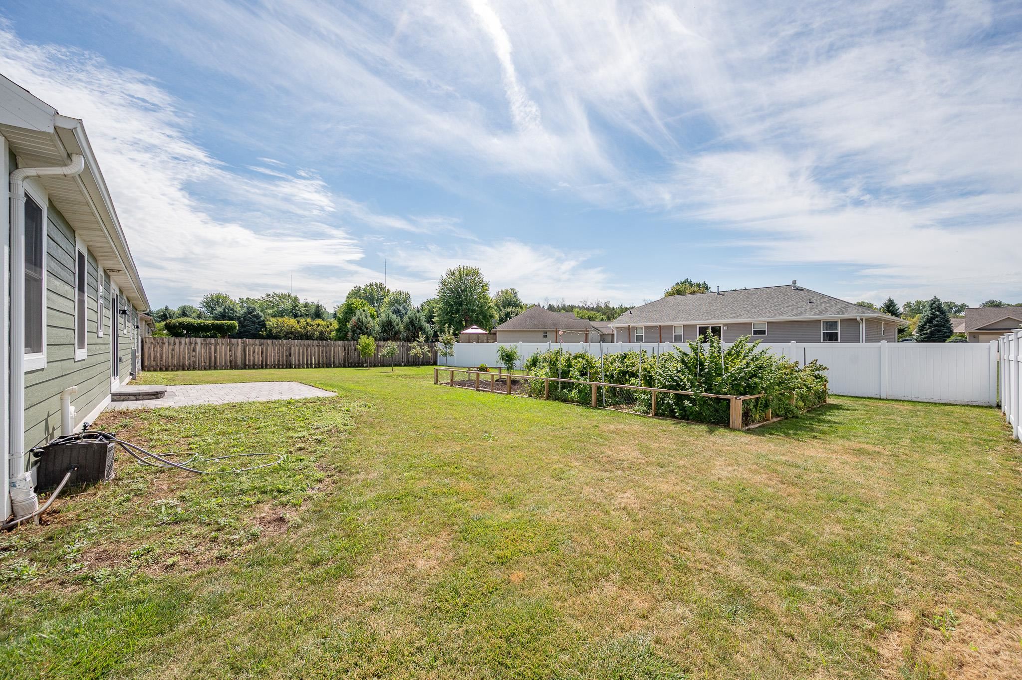 2352 Oak Ridge Circle De Pere, WI 54115 - Photo 45 of 49 Gallery Image 45