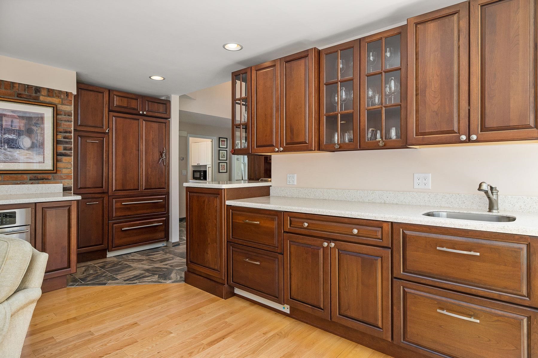 34 Pickpocket Road Exeter, NH 03833 - Photo 3 of 40