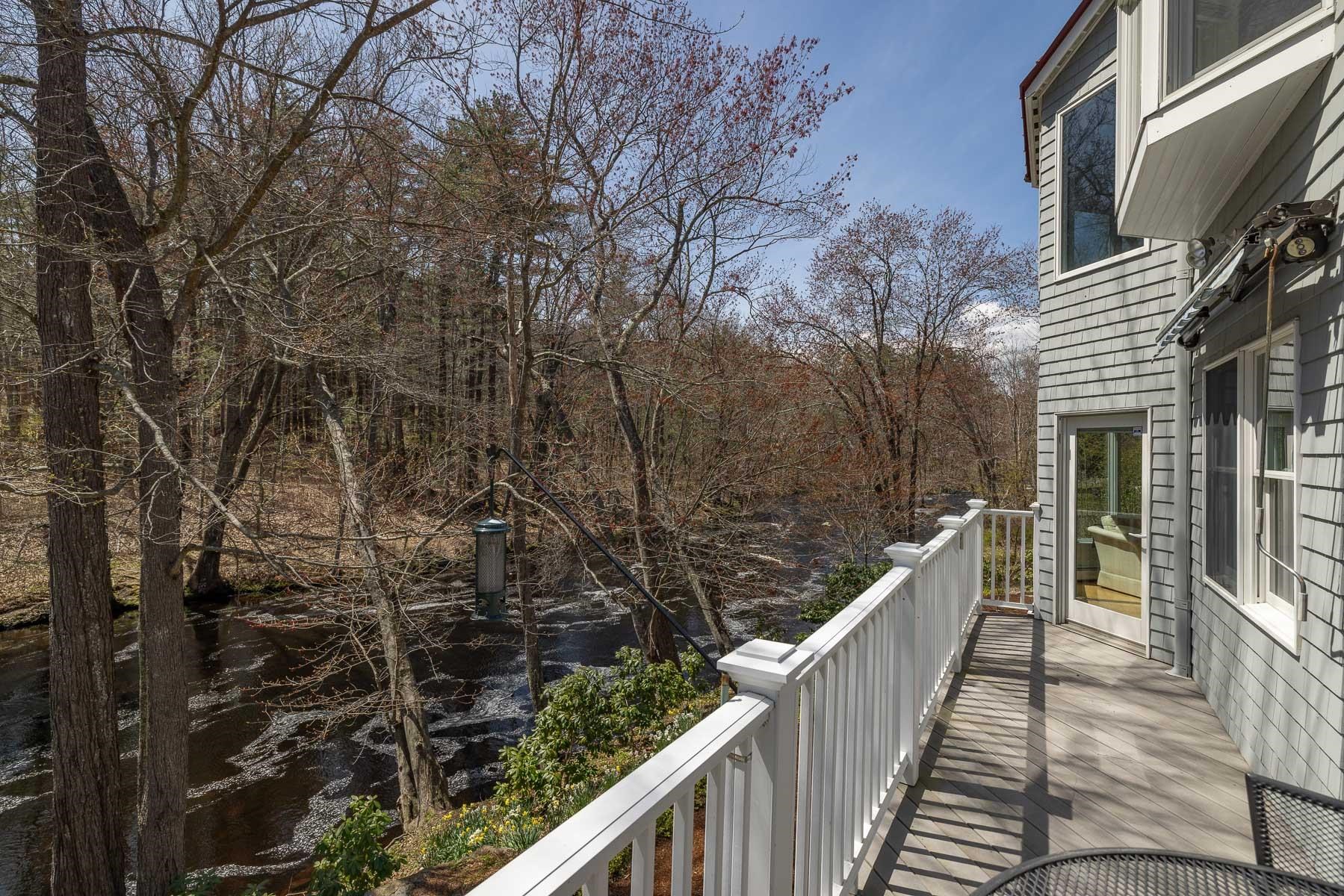 34 Pickpocket Road Exeter, NH 03833 - Photo 9 of 40