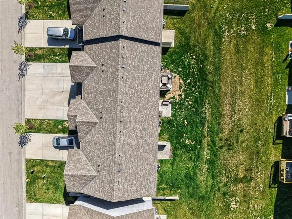 $304,900 | 7356 Aaron Street, Unit 26B, Parkville, MO 64152