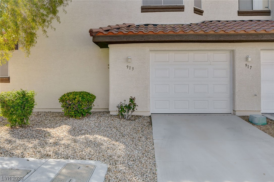 913 Intrigue Las Vegas, NV 89128 - Photo 32 of 37