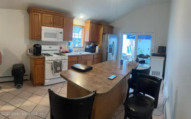 $628,000 | 23 Union Avenue | Mariners Harbor