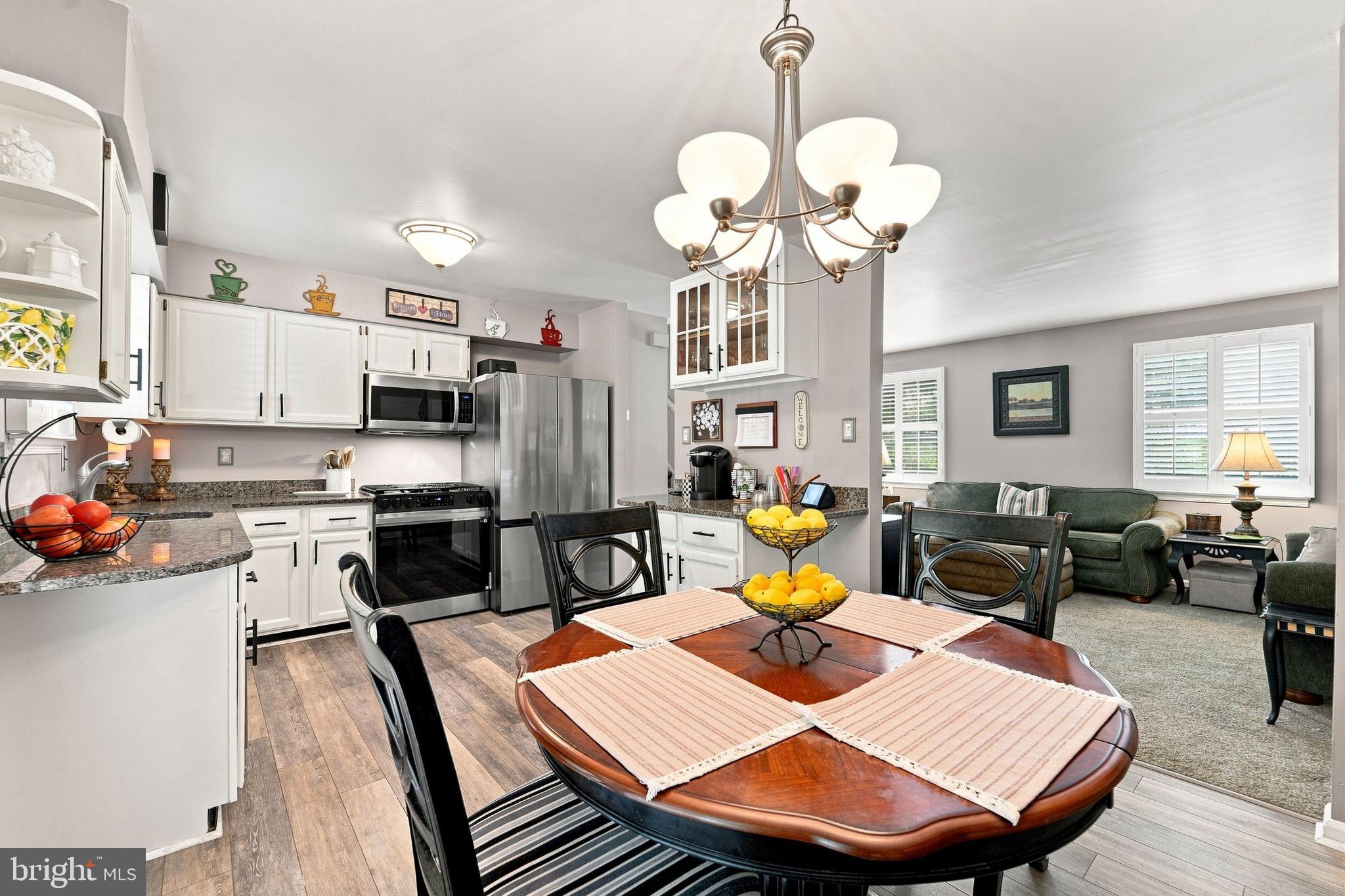 41 Winfield Road Sicklerville, NJ 08081 - Photo 15 of 41 Eat-In Kitchen