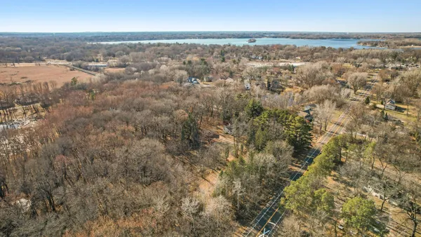 $1,395,000 | 5285 Northwest Avenue, White Bear Lake, MN 55110