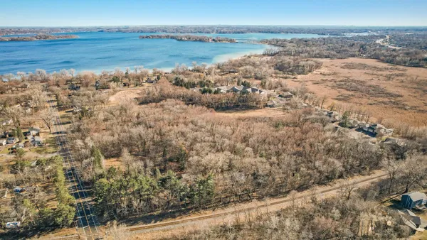 $1,395,000 | 5285 Northwest Avenue, White Bear Lake, MN 55110