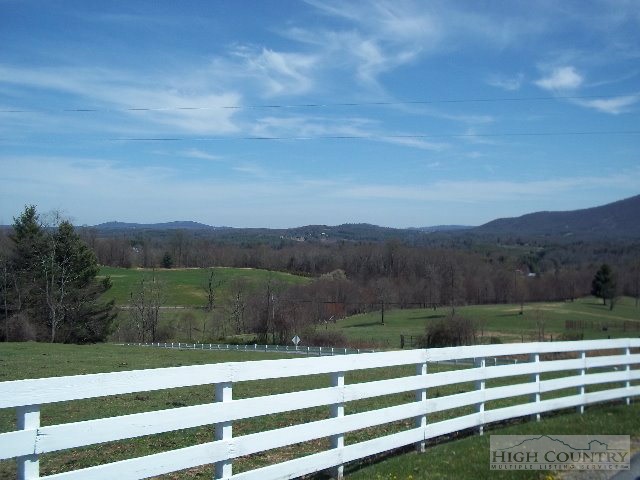 113 Chestnut Grove Church Road Sparta, NC 28675 - Photo 8 of 24 Gallery Image 8