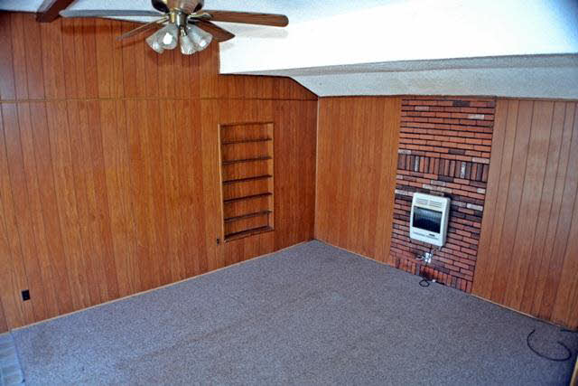 6060 Douglas Road Ida, MI 48140 - Photo 6 of 12 Family room