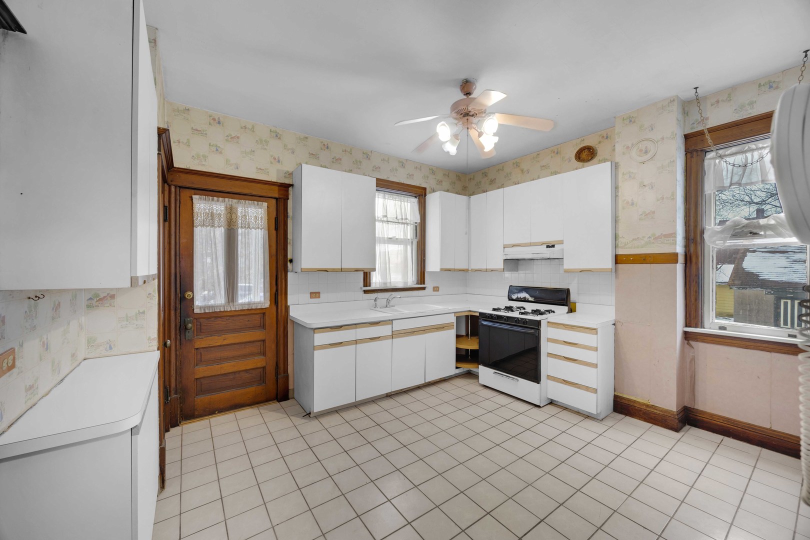 1322 Main Street Crete, IL 60417 - Photo 11 of 37