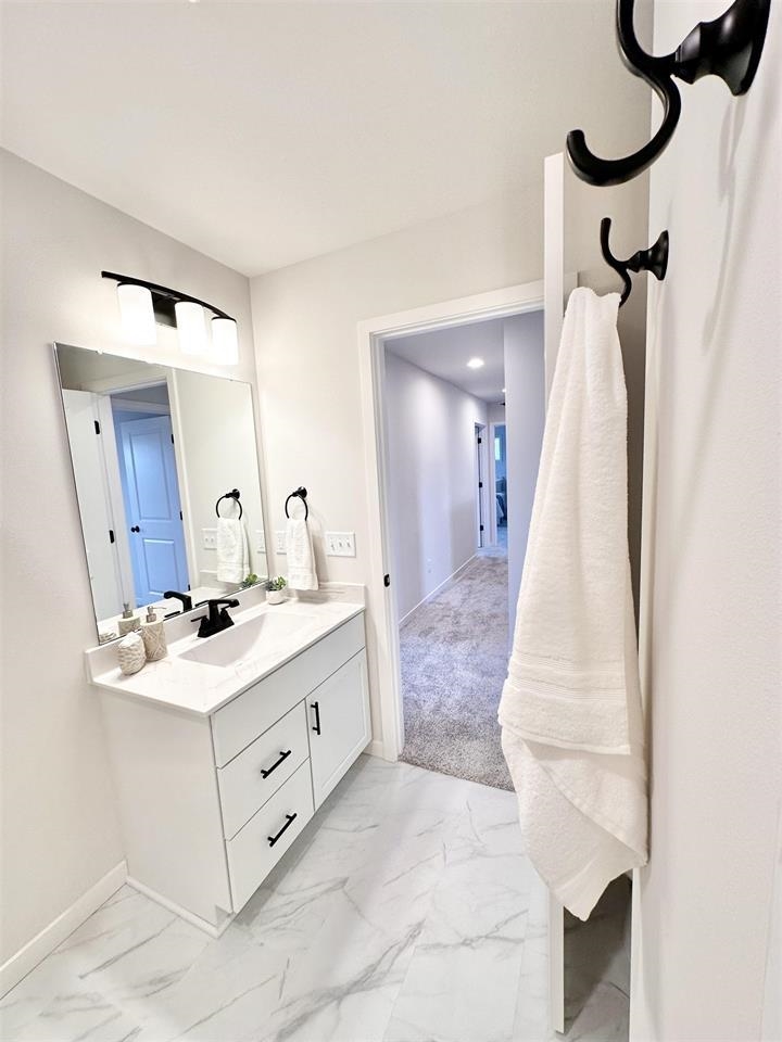 47 Blarney Stone Albany, WI 53502 - Photo 35 of 37