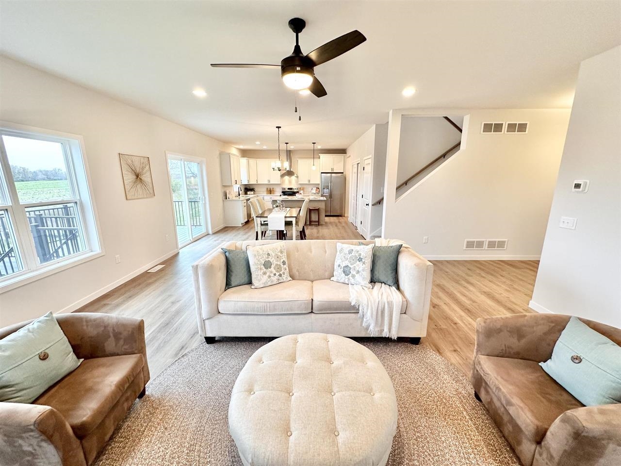 47 Blarney Stone Albany, WI 53502 - Photo 6 of 37