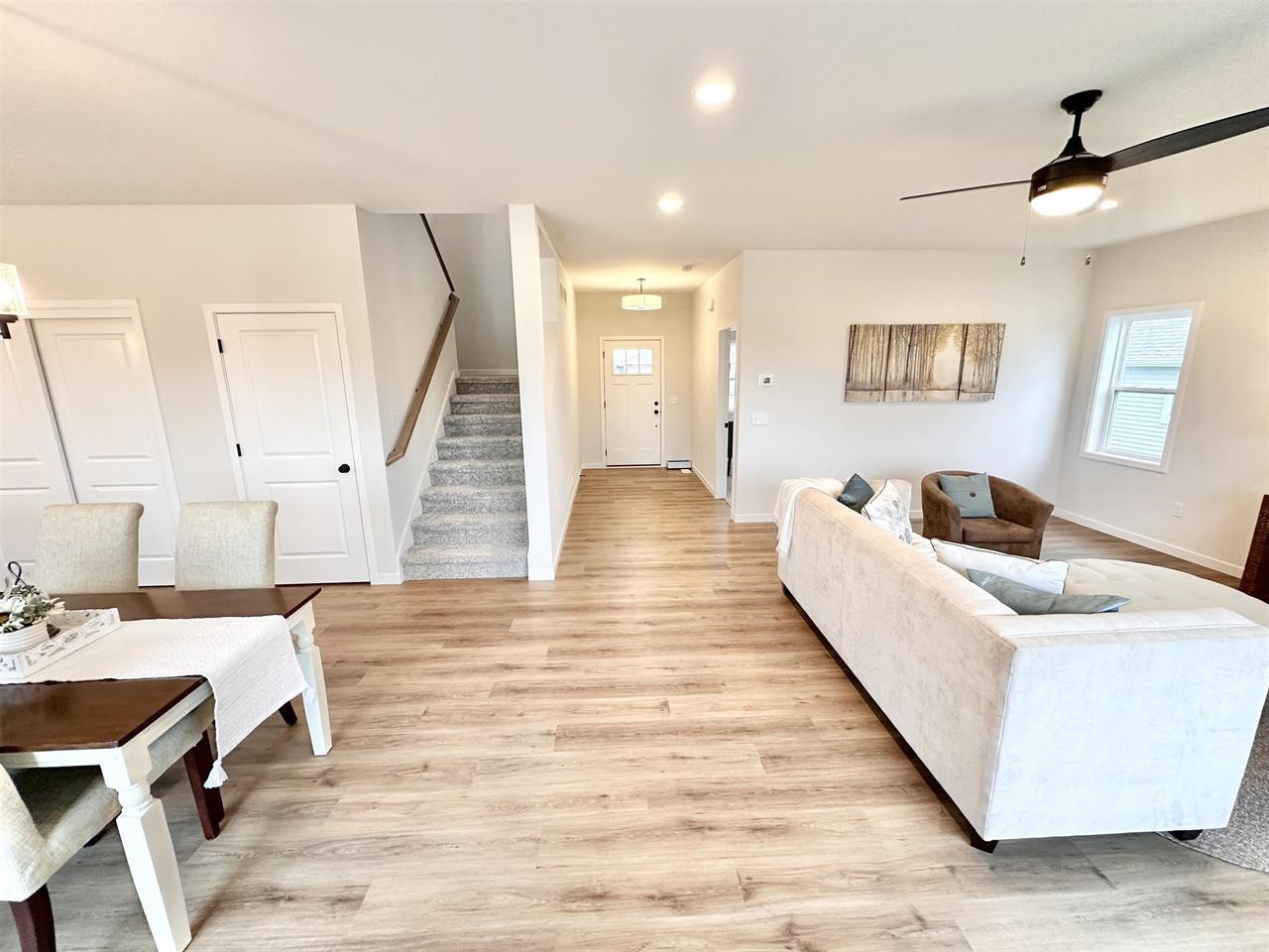 47 Blarney Stone Albany, WI 53502 - Photo 9 of 37